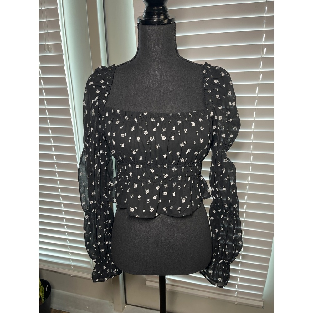 Black Floral Smocked Crop Top‎ XS Sheer Puff Sleeve Cottagecore Blouse